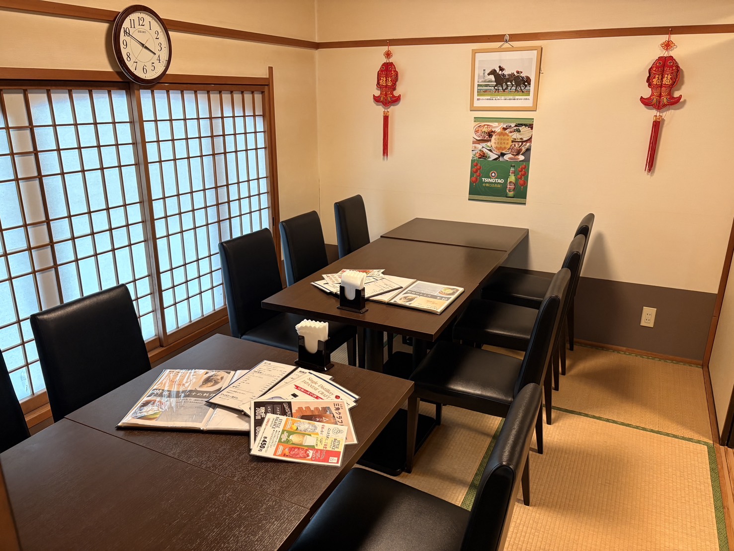 海鮮酒家田田内観